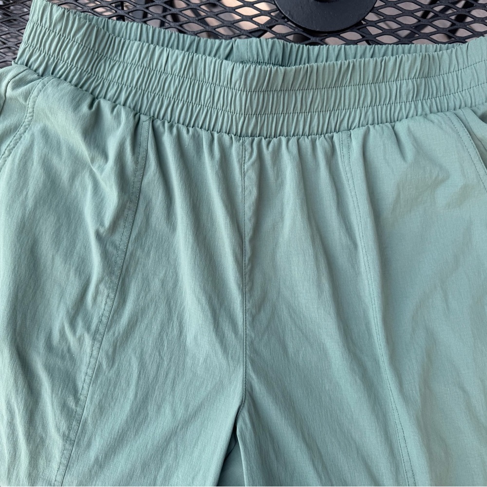 Yogalicious Trekkie Modern Day pants women’s L